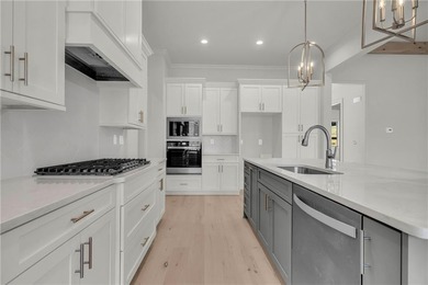 *$12,000 incentive offered with Approved Lender* Welcome to - photo 20