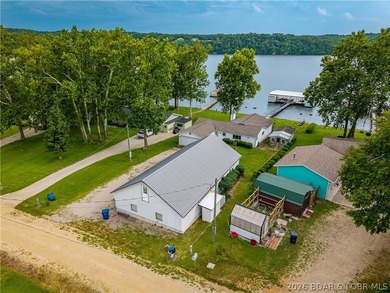 Hard-to-find one-level lakefront living at the 49-mile marker! - photo 22