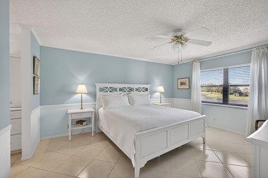 Beautifully updated 2-bedroom, 2-bath second-floor condo - photo 24