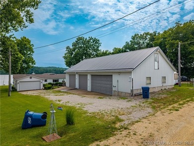 Hard-to-find one-level lakefront living at the 49-mile marker! - photo 25