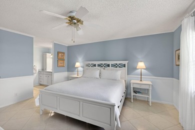 Beautifully updated 2-bedroom, 2-bath second-floor condo - photo 26