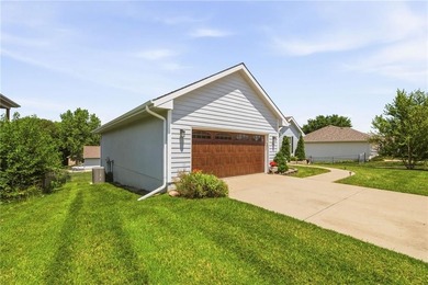 LAKE LIFE MEETS CITY CONVENIENCE! If you are looking for a - photo 29