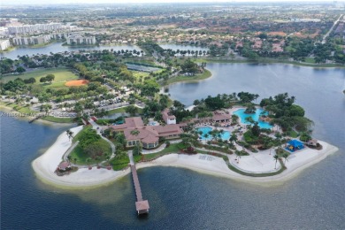 Coopers Hawk Lake  Condo For Sale in Doral Florida