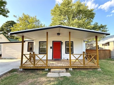 Lake Eufaula Home For Sale in Eufaula Oklahoma