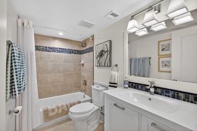 Beautifully updated 2-bedroom, 2-bath second-floor condo - photo 33