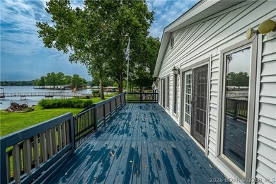 Hard-to-find one-level lakefront living at the 49-mile marker! - photo 36