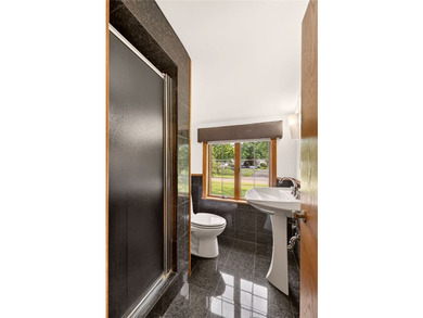 Welcome to 135 Orchard Park Blvd.- one of Irondequoit's most - photo 37