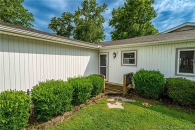 Hard-to-find one-level lakefront living at the 49-mile marker! - photo 42