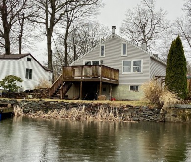 Lake Home Sale Pending in Ashford, Connecticut