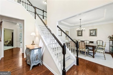 This beautiful home located on a cul-de-sac backs up to a - photo 6