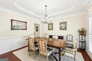 This beautiful home located on a cul-de-sac backs up to a - photo 10