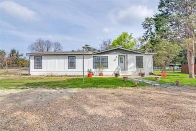Lake Home Sale Pending in Wills Point, Texas