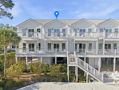 Welcome to the Legends on 30A, a refined coastal retreat where - photo 3