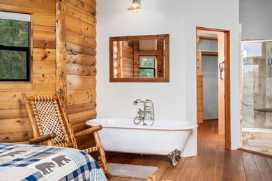 This spectacular Lodge-style home is truly unparalleled on the - photo 38