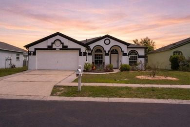 (private lake, pond, coastal) Home For Sale in Wesley Chapel Florida