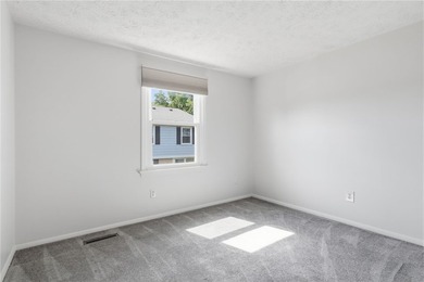 Easy living awaits at 97 Springwood Drive! Step inside and be - photo 12