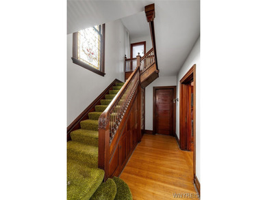 This stunning Victorian showcases remarkable original details - photo 4