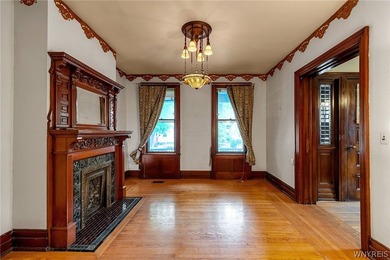 This stunning Victorian showcases remarkable original details - photo 6