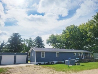 Lake Home For Sale in Merrimac, Wisconsin