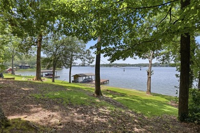Quite possibly one of the best opportunities available on Lake - photo 18