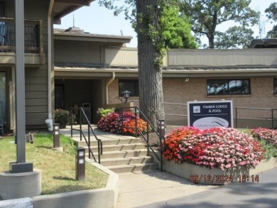 (private lake, pond, creek) Condo For Sale in Delavan Wisconsin