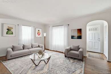 Charming brick home in tree-lined Oakland Gardens. This - photo 6