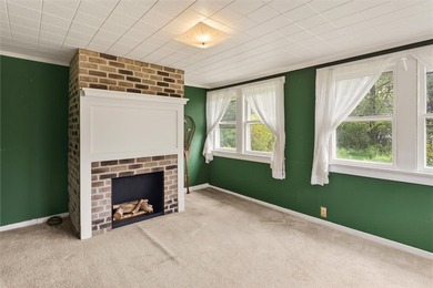 Welcome to this charming 3-bedroom, 2-full-bath Cape Cod nestled - photo 6