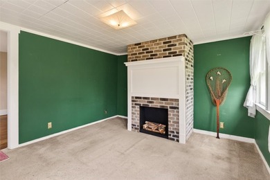 Welcome to this charming 3-bedroom, 2-full-bath Cape Cod nestled - photo 7