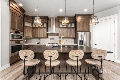 Experience elevated living in this move-in-ready Legacy home - photo 4