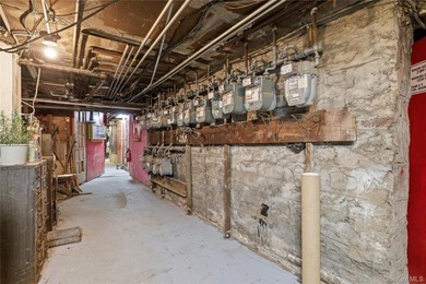 Introducing this 4 story, 16 unit rent stabilized property - photo 8