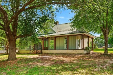 Experience the perfect blend of peaceful country living and - photo 3