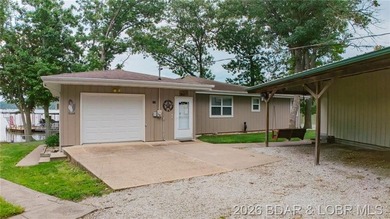Lakefront living at its finest in this stunning waterfront ranch - photo 3