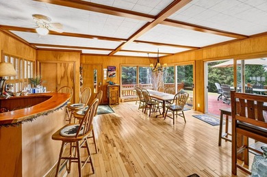 One-of-a-kind Northwoods home offering exceptional privacy on a - photo 11
