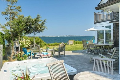 Exceptional waterfront home perched high above the water - photo 12