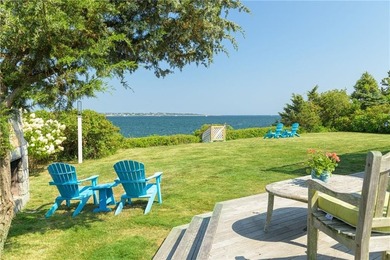 Exceptional waterfront home perched high above the water - photo 13