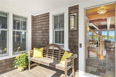 Exceptional waterfront home perched high above the water - photo 19