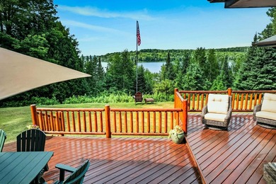 One-of-a-kind Northwoods home offering exceptional privacy on a - photo 24