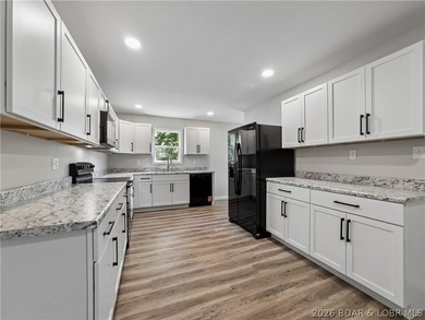 Completely rebuilt from the ground up, 5-bed, 3-bath home in - photo 9