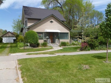 A must see, to appreciate this one of a kind Craftsman beautiful - photo 1