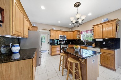 Welcome to the highly sought-after Island Estates, where space - photo 16