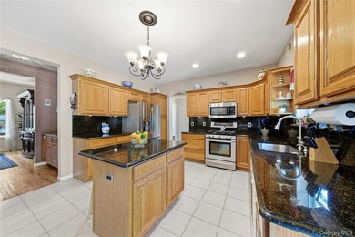 Welcome to the highly sought-after Island Estates, where space - photo 17