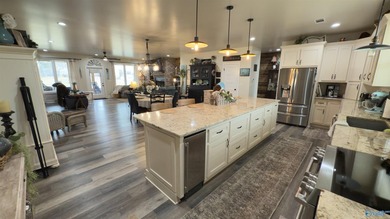Contemporary lakefront stunner offers the space you've been - photo 17