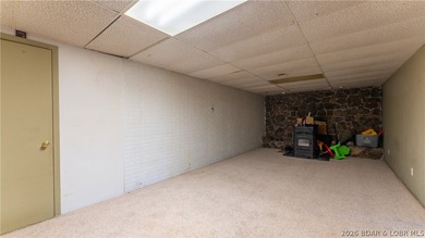Opportunity awaits in the desirable Lakeview Acres Subdivision! - photo 20