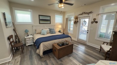 Contemporary lakefront stunner offers the space you've been - photo 25