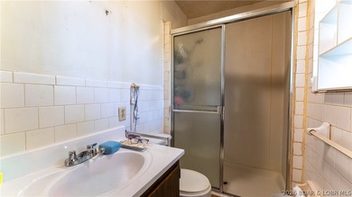 Opportunity awaits in the desirable Lakeview Acres Subdivision! - photo 26