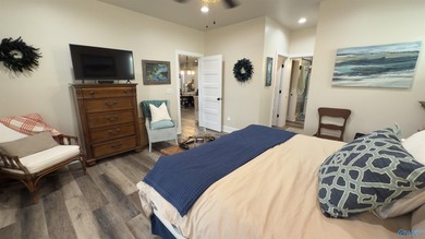 Contemporary lakefront stunner offers the space you've been - photo 27