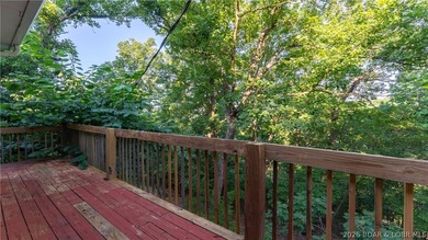 Opportunity awaits in the desirable Lakeview Acres Subdivision! - photo 28