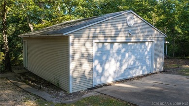 Opportunity awaits in the desirable Lakeview Acres Subdivision! - photo 31