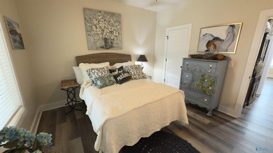 Contemporary lakefront stunner offers the space you've been - photo 34