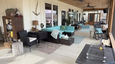 Contemporary lakefront stunner offers the space you've been - photo 44